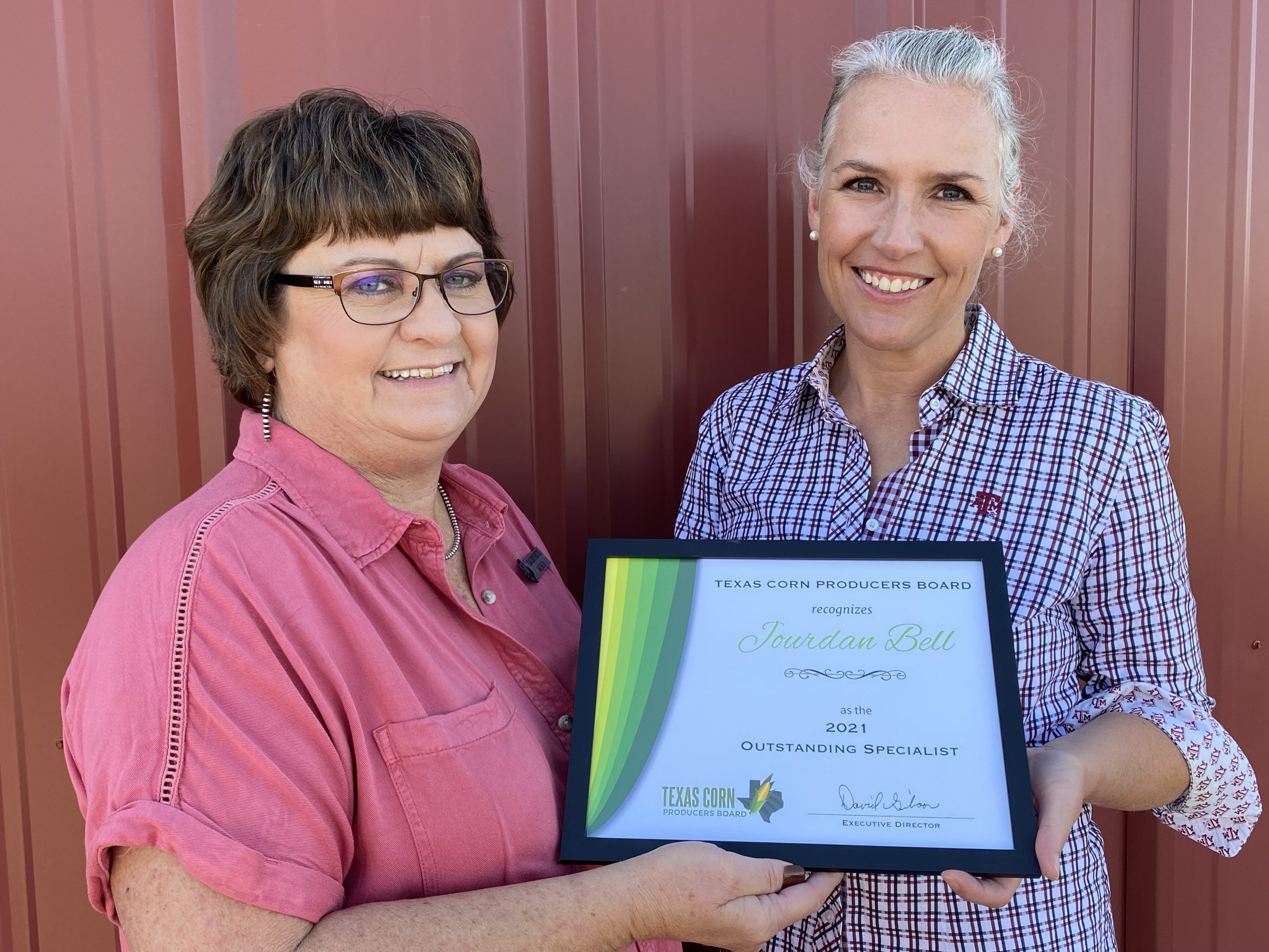 Researcher receives award for her outstanding work in the field